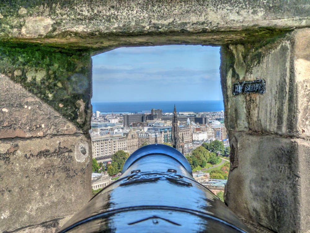 Places to Visit in Edinburgh